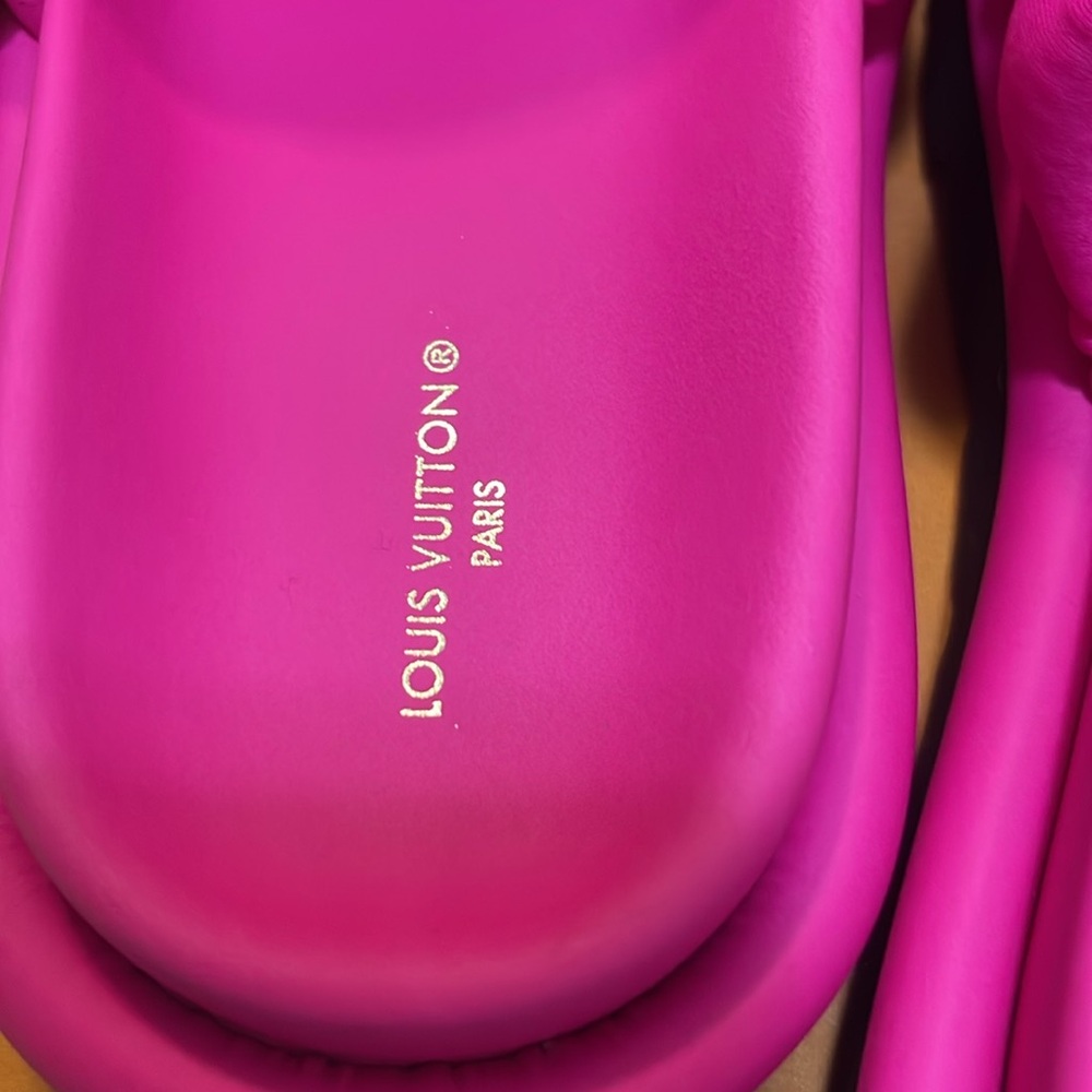 Louis Vuitton Pillow Vibrant Pink Embossed Slides - Picture 7 of 9